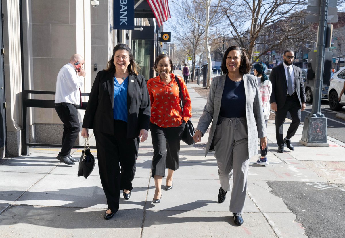 Mayor Muriel Bowser tweet media