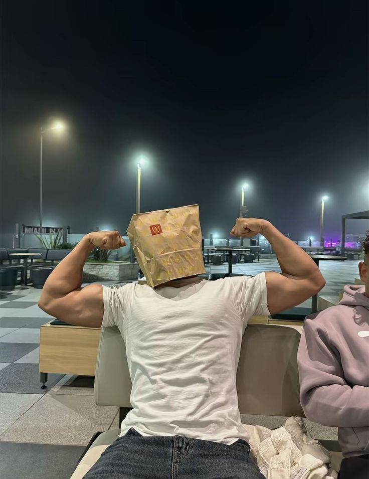 𝐒𝐜𝐫𝐨𝐥𝐥 𝐩𝐢𝐜𝐬 tweet media