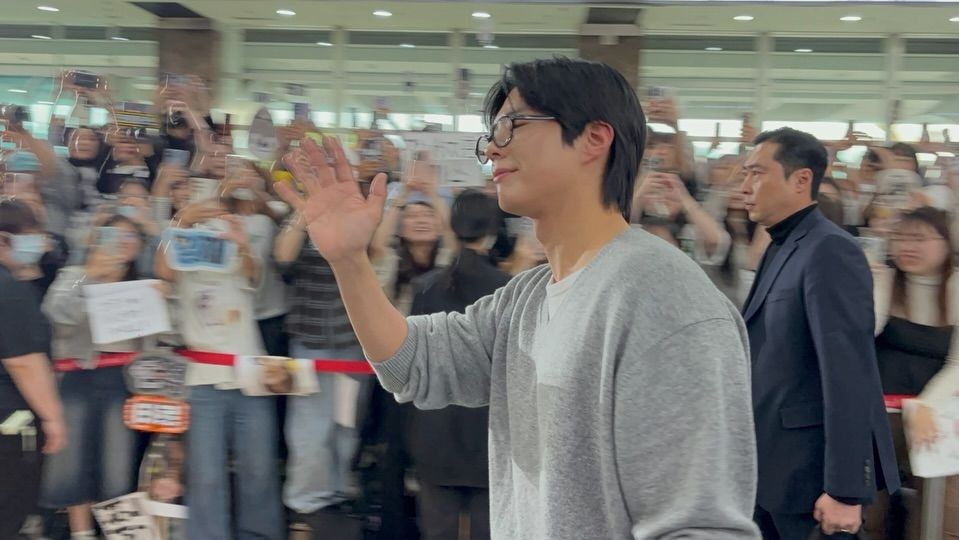 Want to treat yourself? Then pan-fried dumplingsis definitely the best choice，fragrant得刚刚好。🦺