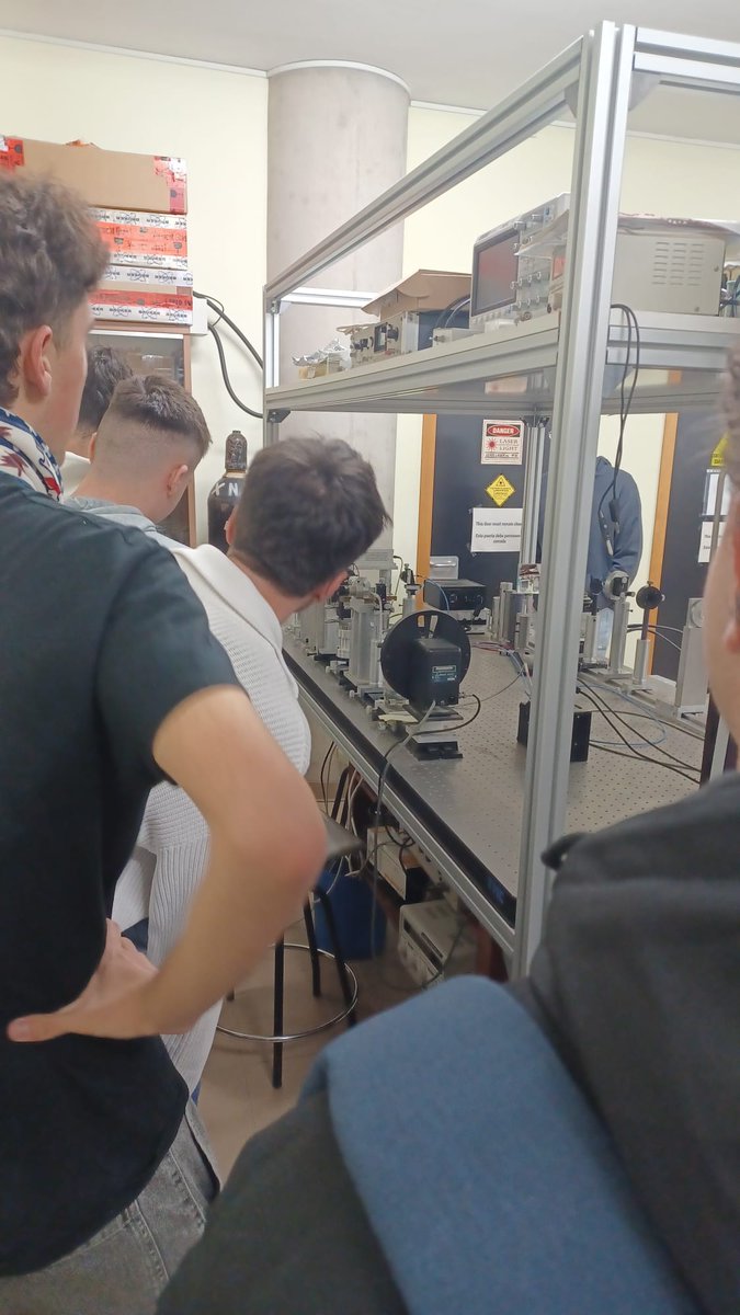 Photonets tweet media