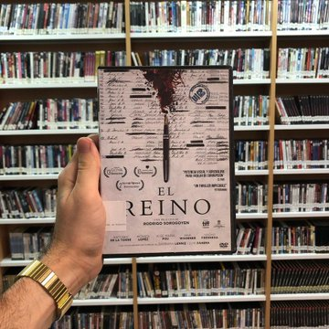 BibliotecaUCLM's tweet photo. ¿Tienes ya pensado qué películas te vas a llevar este fin de semana para disfrutarlas en casa?. #uclm #Mediateca #BibliotecaUCLMcontigo https://t.co/ZNP20s8epM