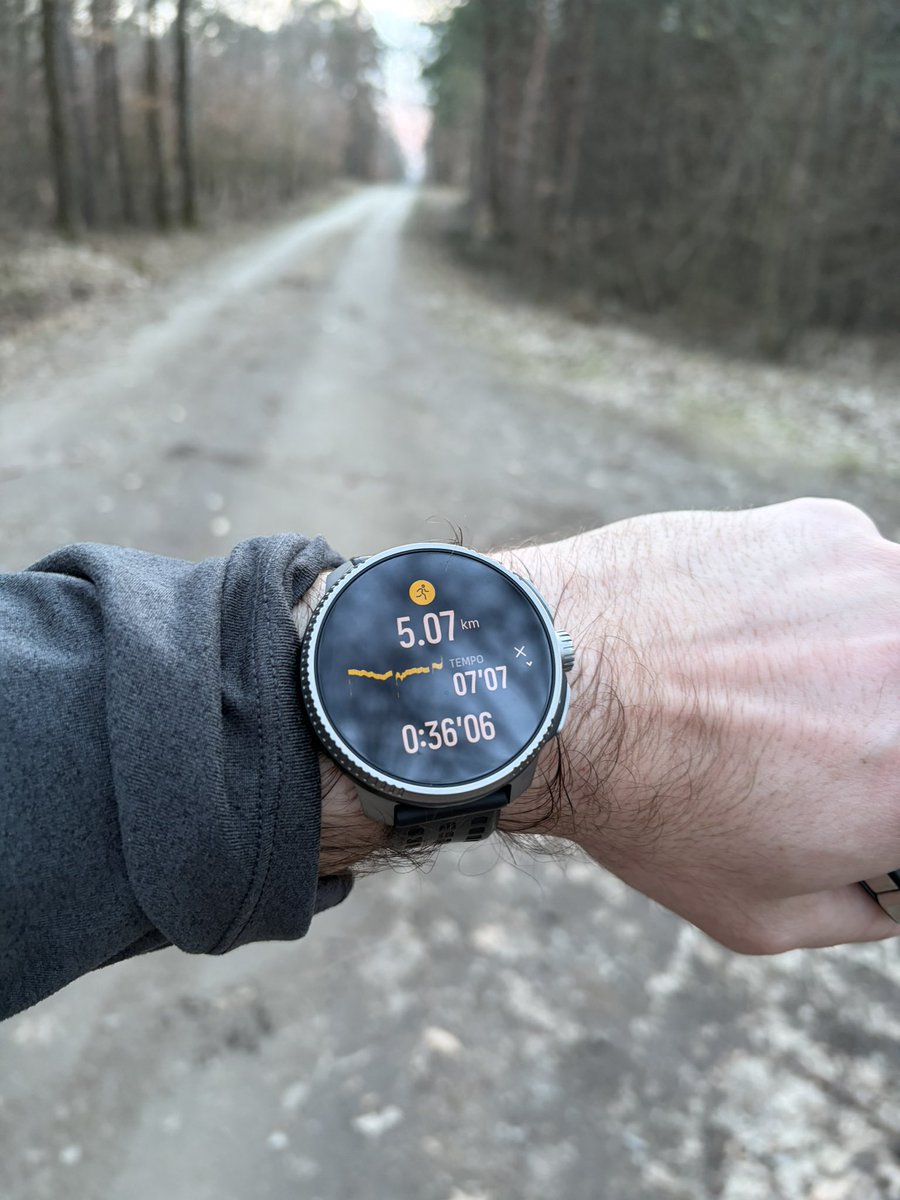 Kávičkář tweet media