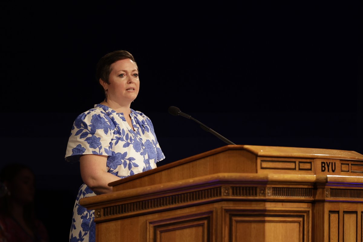 BYU's tweet photo. “Slowing helps us uncover who we really are under all the worldly influences that sometimes permeate our minds and hearts, and focus on our Savior Jesus Christ, who is mighty to save.” - Shayla Bott
#BYUDevo https://t.co/07i7Wfahat