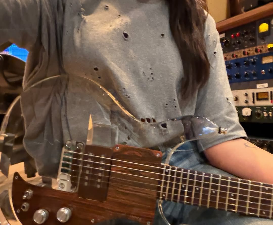 Update Dua Lipa tweet media