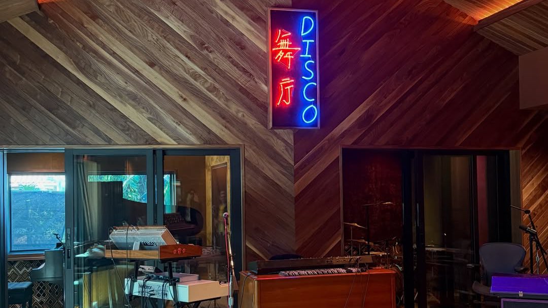 Update Dua Lipa tweet media