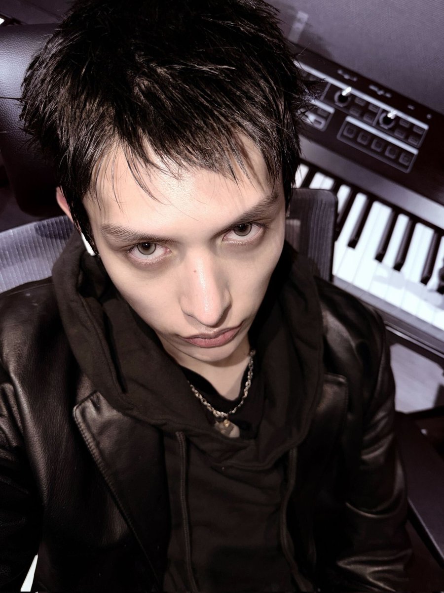 Stellan ✧ tweet media