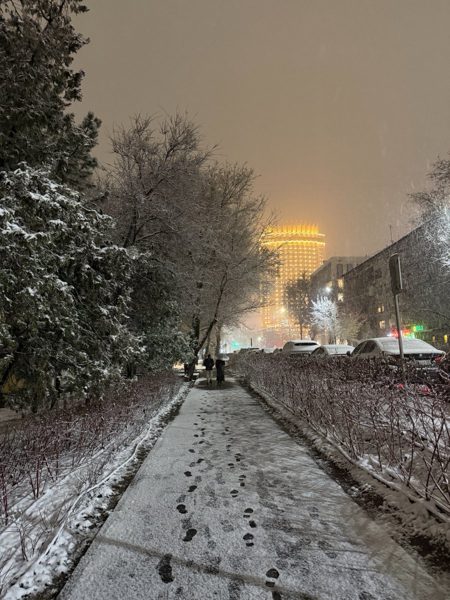 My love letter to Almaty, or a cosy snowy evening. I still can't believe I am leaving in less than a week.
