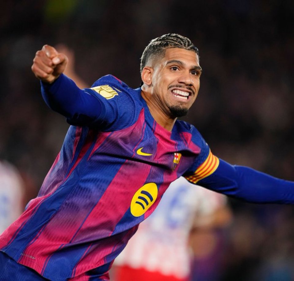 نايف tweet media