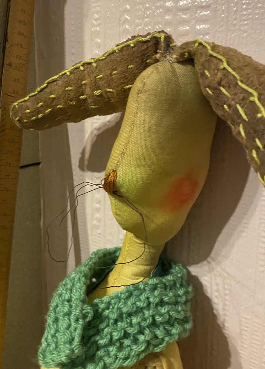 pinkgribble51's tweet photo. Still working on the art dolls more stitch but loving the pinnys. #stitch #artdoll #rabbit #makingpatterns #ownwork https://t.co/hpSg9vcvTQ