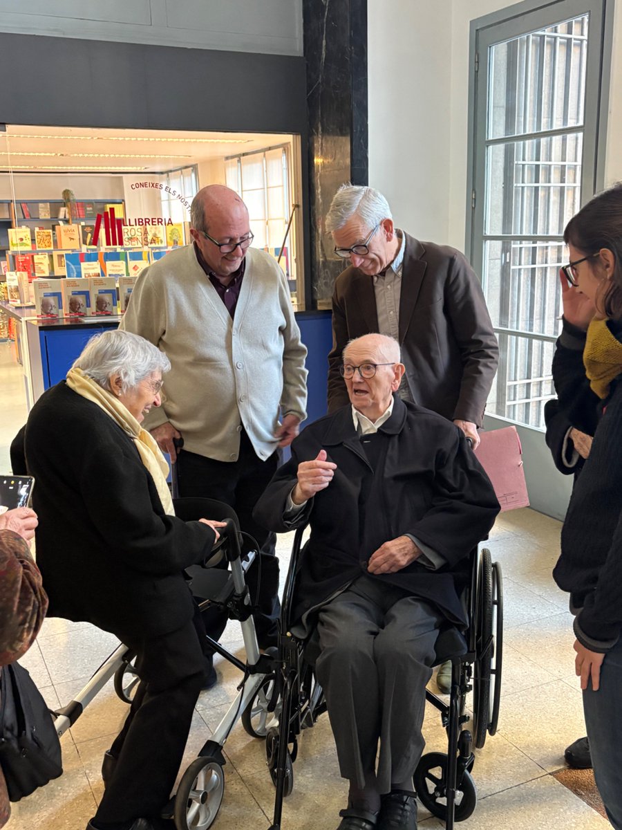 Associació de Mestres Rosa Sensat tweet media