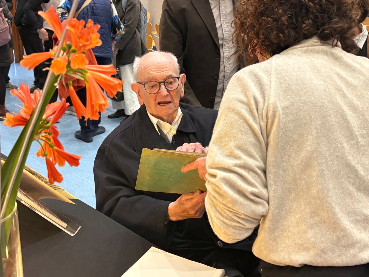 Associació de Mestres Rosa Sensat tweet media