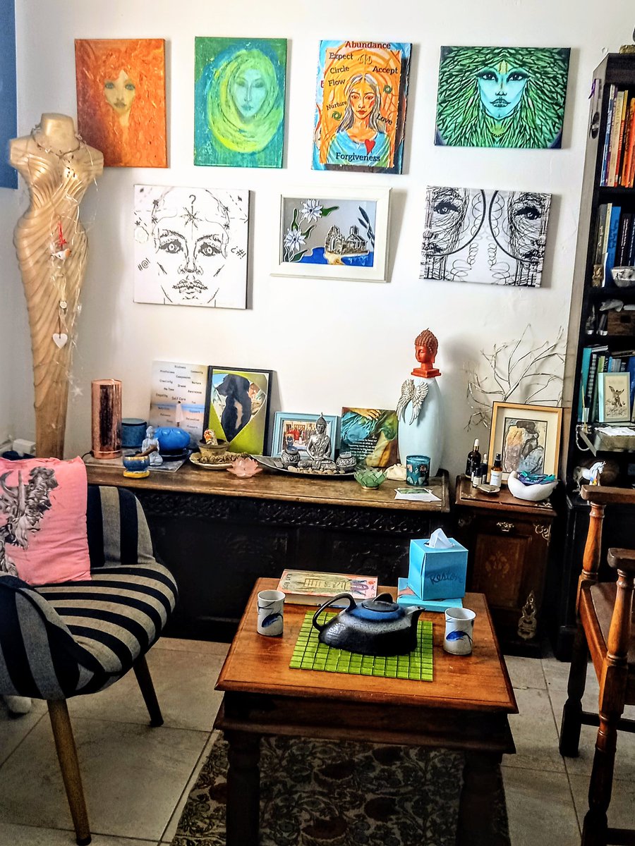 Amandacounsel's tweet image. As therapist we have a healthy curiosity We ask #Why #Who #How #Where #When As we want to know what made you so sad &amp;amp; lost so we can help you✨💙;✨🪶🌻🔍For an appointment or to ask me any questions please ring me 0868954592 @elisaodonovan
@childrens_mw @Cathy_PT @leglesstweets