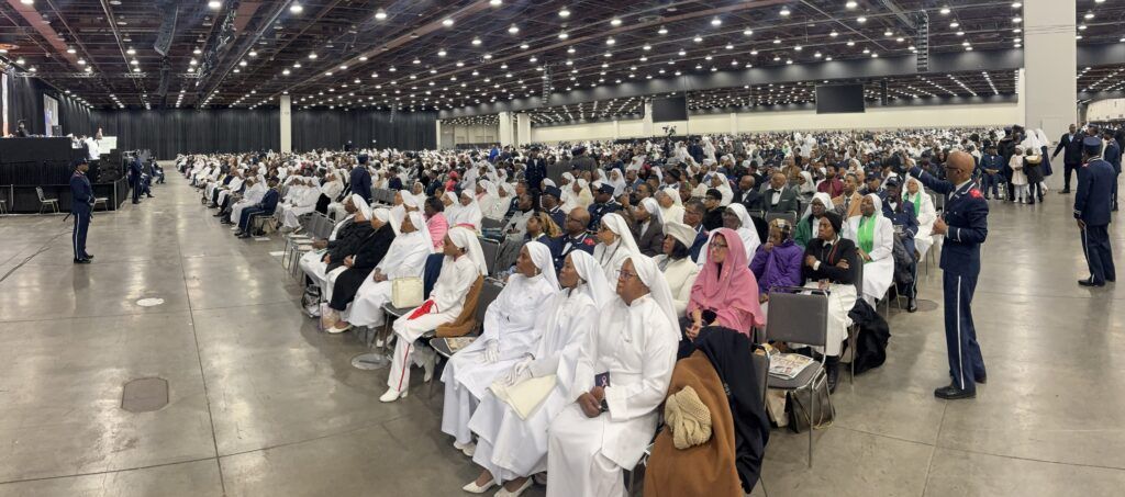 OfficialNOI's tweet photo. The crowning event of Black History Month, the Nation of Islam’s Saviours’ Day convention, is a time of great significance and importance. This year’s Saviours’ Day keynote message, delivered on Feb. 22, carried a lot of weight and magnitude.

Not only in the priceless content of the message itself, but also in the touching moments that conveyed decades of love between a teacher, the Honorable Minister Louis Farrakhan, the National Representative of the Most Honorable Elijah Muhammad, and his student, Minister Ishmael Muhammad.

So much so that several times, in his humility, Student Min. Ishmael, a son of the Most Honorable Elijah Muhammad and Mother Tynnetta Muhammad, shed tears. 

Read more https://t.co/MYSQzpTzXX 

#SD20267 #Farrakhan