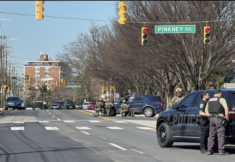 🚨 BREAKING: Active shooter incident in northwest Baltimore near Agudath Israel synagogue. Shots fired just after 12:30 PM ET. A Baltimore police officer was shot &amp; rushed to Shock Trauma; the suspect/shooter was also shot. Area shut down. Prayers for the officer.