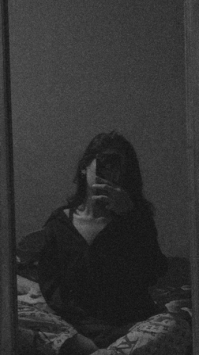 Butterflyyy090's tweet photo. 🖤✨ https://t.co/RU0FTTMYu5