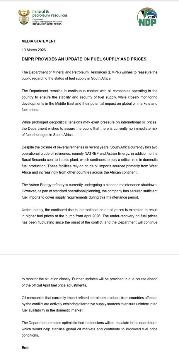 DMPR PROVIDES AN UPDATE ON FUEL SUPPLY AND PRICES 

While prolonged geopolitical tensions may exert pressure on international oil prices, the <a href="/DMPR_ZA/">Department of Mineral and Petroleum Resources ‏</a> wishes to assure the public that there is currently no immediate risk of fuel shortages in South Africa.