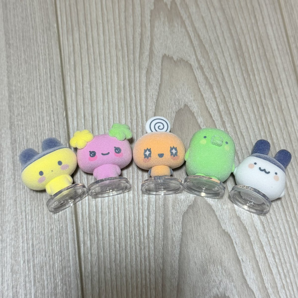 n_a0922's tweet photo. 本日の大優勝たち🐰🥚🍪🧽

ズートピア ブリスターチャームコレクション
カプセルフロッキーズ たまごっち
サンリオ クッキー缶チャーム
スポンジボブ めじるしアクセサリー https://t.co/FWMiBW4OxB