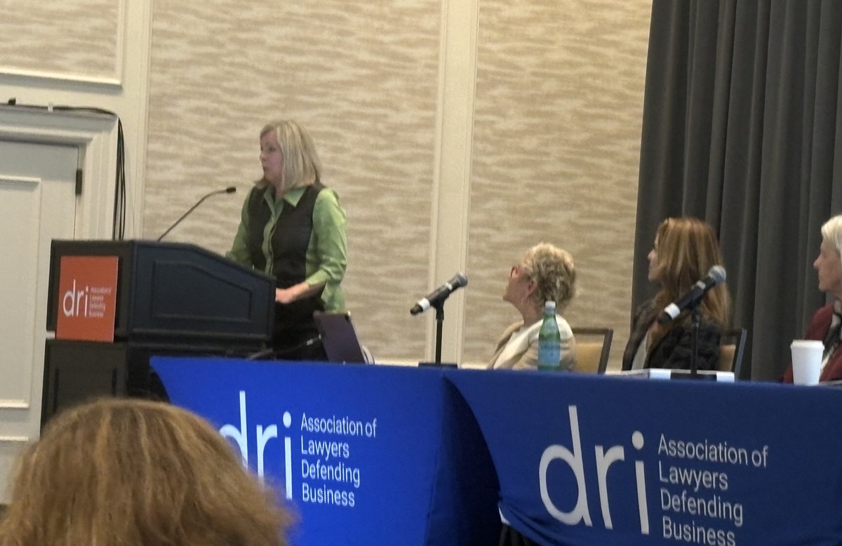 Christian & Small tweet media