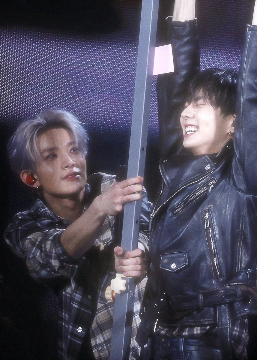 maxine 𓆩♡𓆪 tweet media