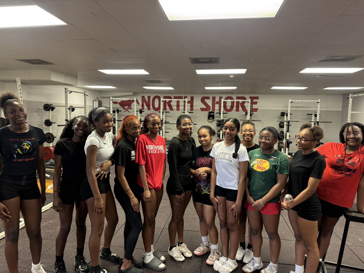 North Shore Track & Field tweet media