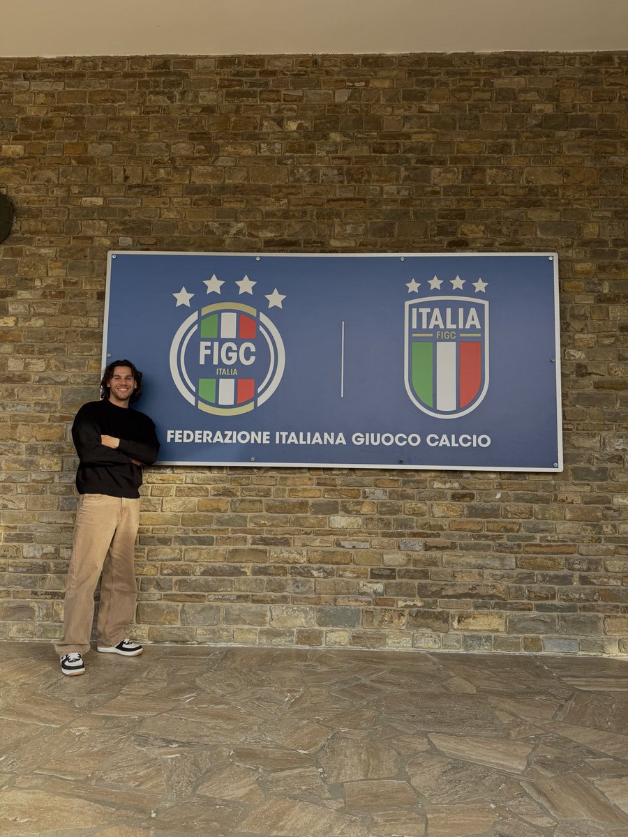 Alessandro Crosta tweet media