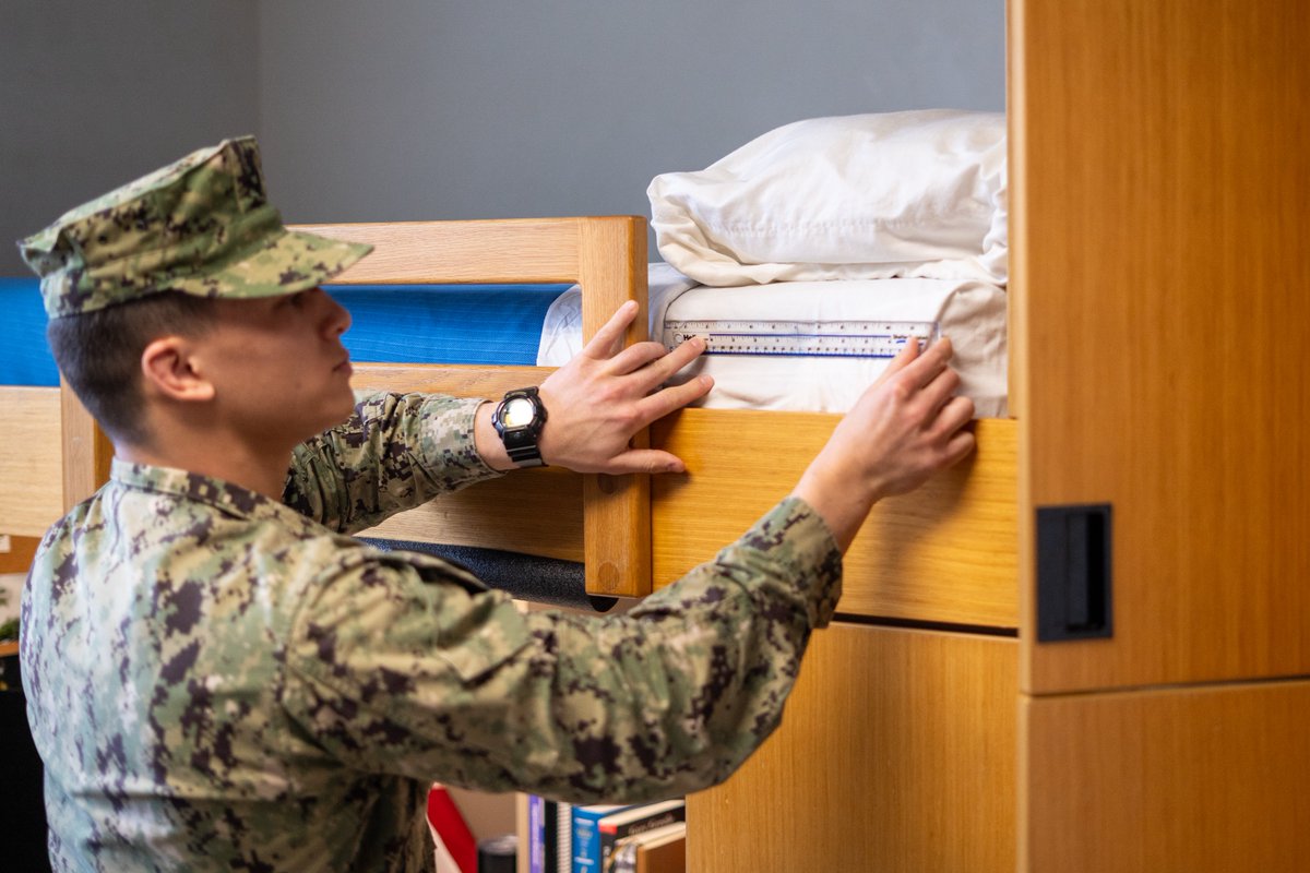 U.S. Naval Academy tweet media