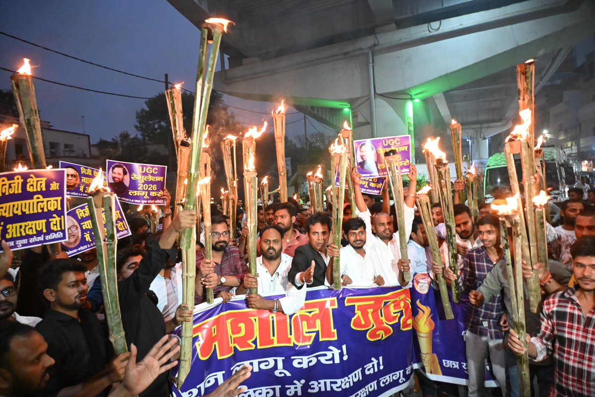 Amar Azad (امر آزاد) tweet media