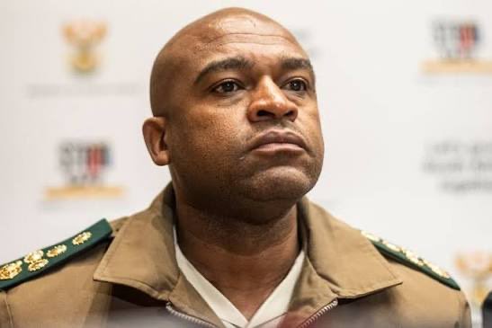 The unsung hero in dismantling the cartel, DCS Commissioner Makgothi Thobakgale.

The surprise raid led to the discovery of Matlala’s phone that was handed over to Khumalo and the PKTT. 

Needless to
say the information was shared with #MadlangaCommission

x.com/news24/status/…