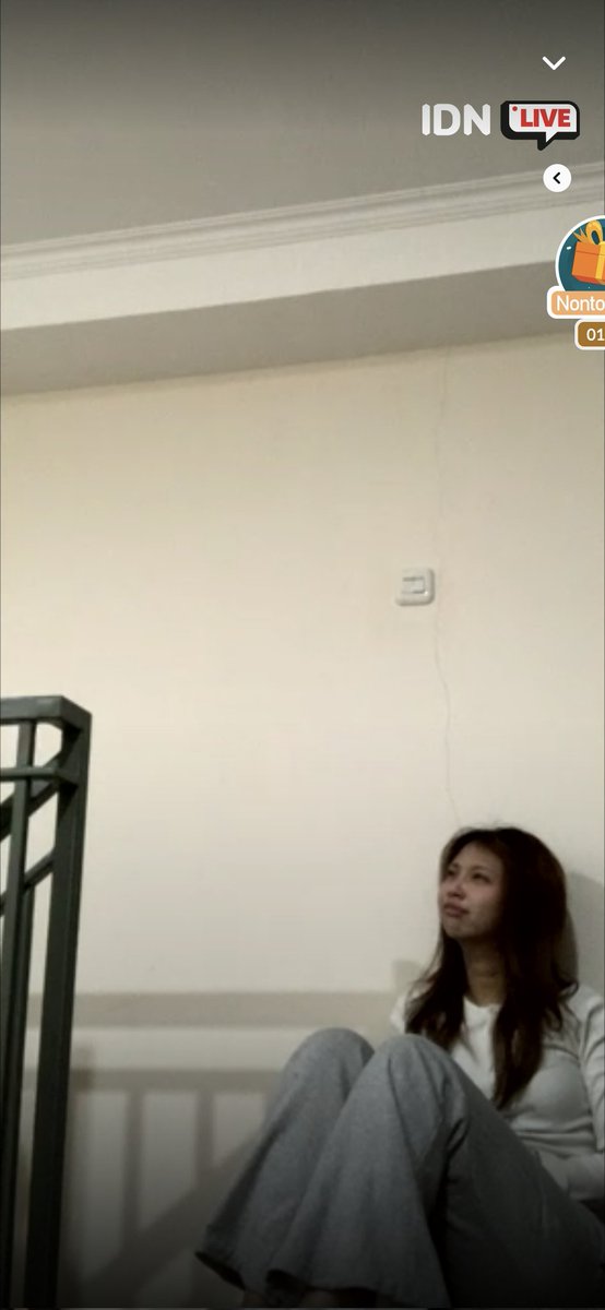 Dan terjadi lagi...

<a href="/H_EliJKT48/">エリ Helisma Putri</a>