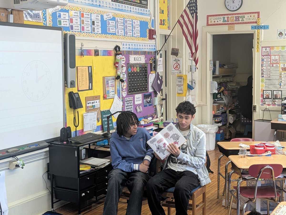 MichaelDimasi's tweet photo. Another dazzling day of BHS Bengal Paws reading to our magnificent elementary students. https://t.co/C0wCyqd8TL