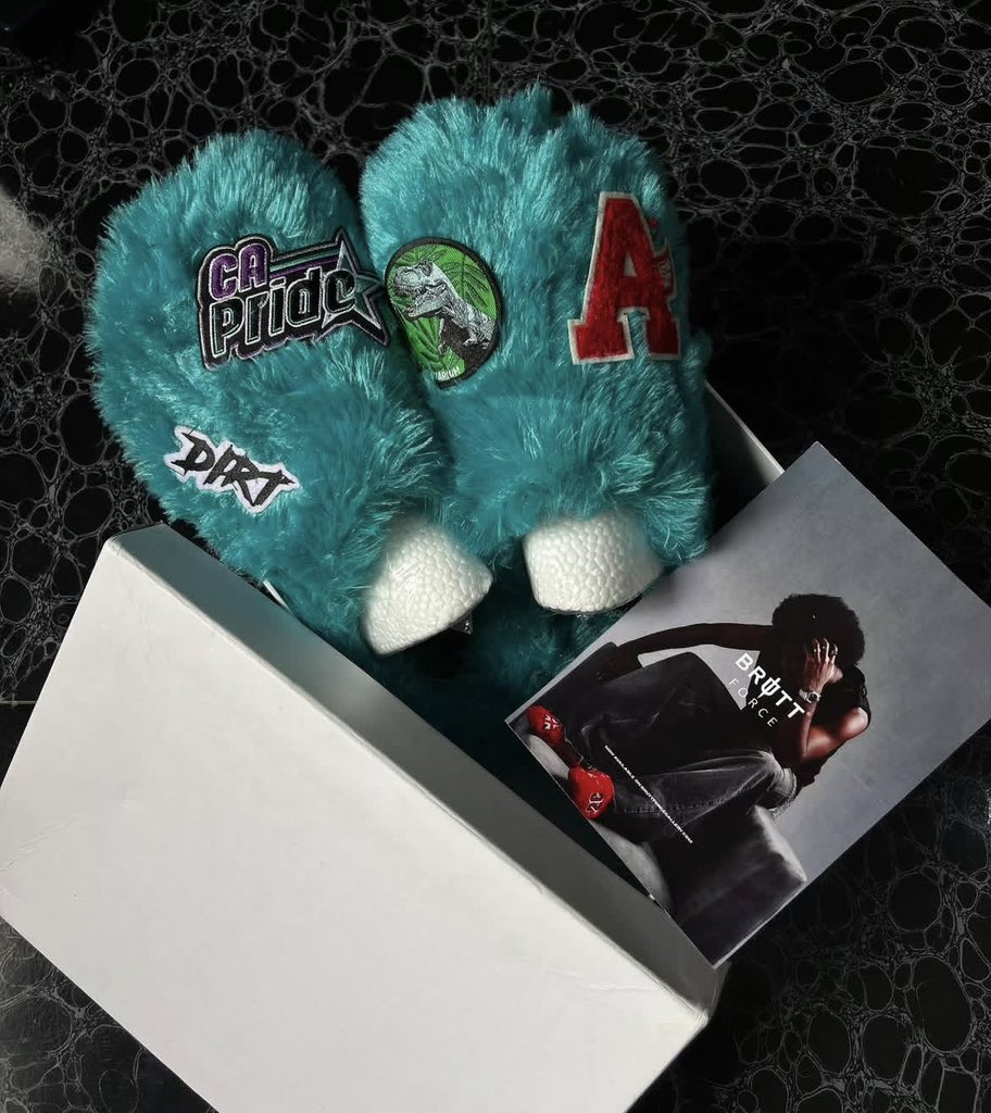 Lord Pius tweet media