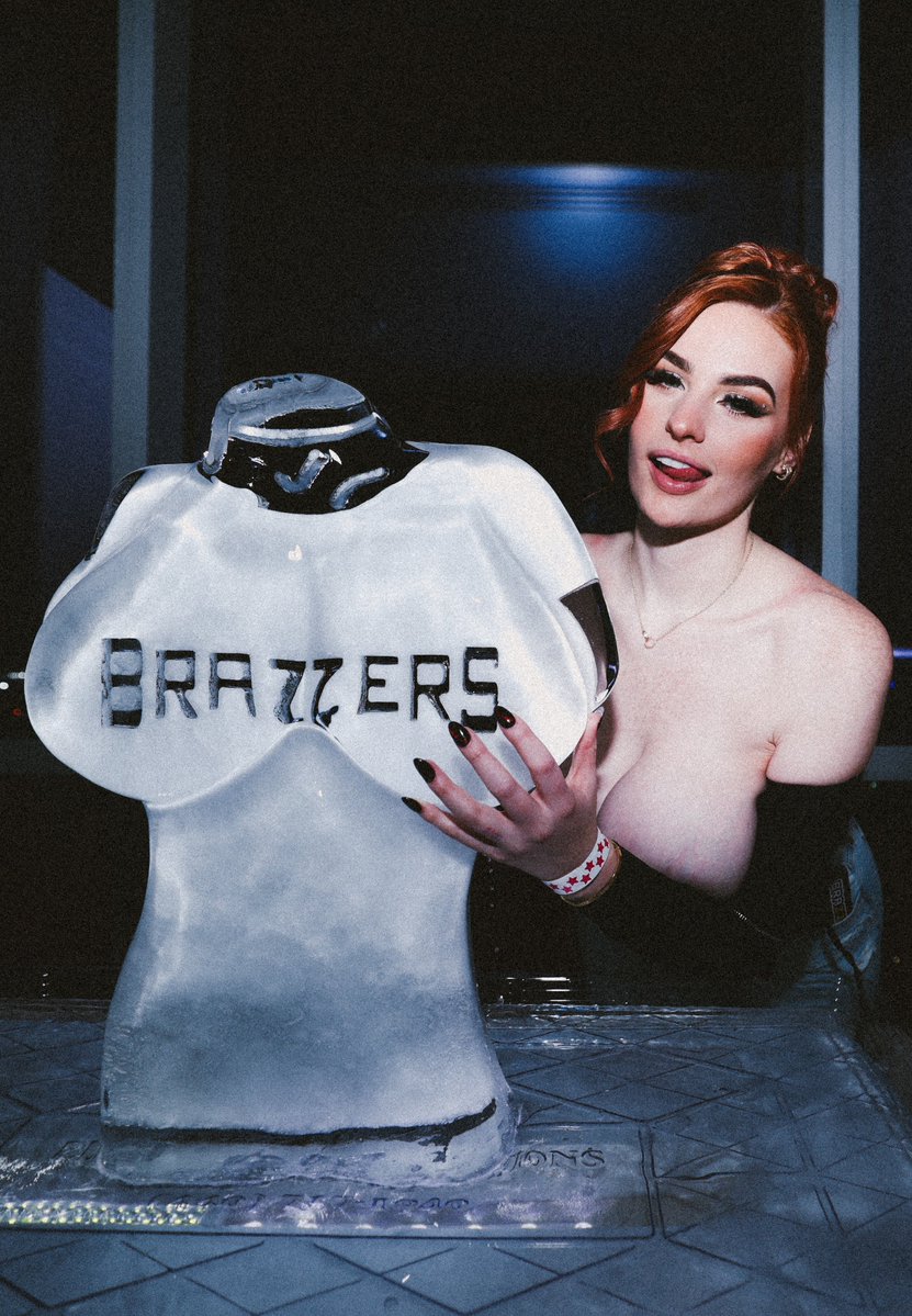 <a href="/Brazzers/">Brazzers</a> has THE BEST tits 💯