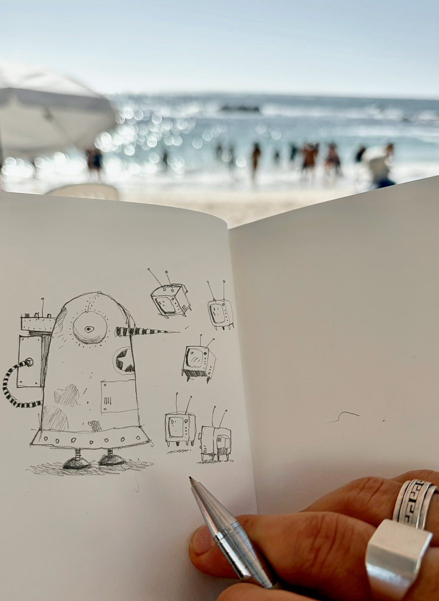 muchosmonos's tweet photo. De hace unos días, visitando la playa y dibujando mientras la gente chapoteaba…
#drawing #illustration #art #dibujo #arte https://t.co/ciOJys2vSs