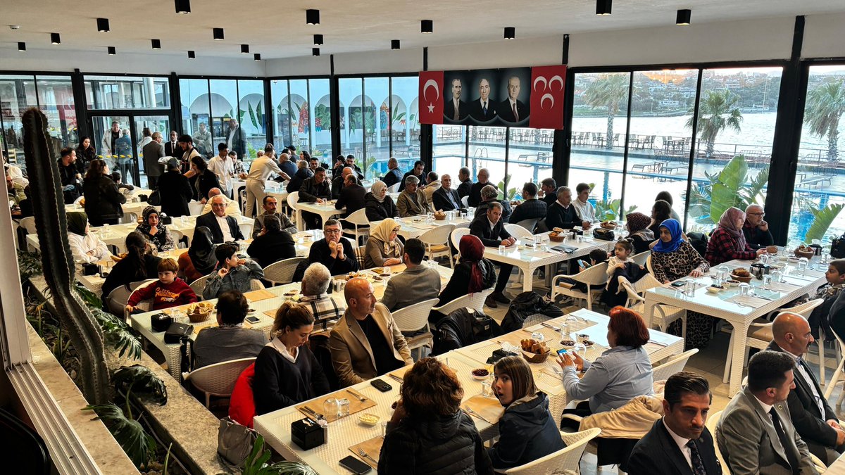 VeyselSahinMhp's tweet photo. Çeşme İlçe Teşkilatımızın düzenlediği Birlik ve Beraberlik iftarına İl Yöneticilerimiz ile birlikte katıldık.

Ramazan’ın bereketini ve paylaşma ruhunu aynı sofrada hissettiğimiz bu anlamlı buluşmada, birlik ve beraberliğimizin kıymetini bir kez daha idrak ettik.

Bu güzel organizasyonda emeği geçen İlçe Başkanımız Galip Uluçam, Yönetim Kurulu Üyeleri ve Meclis Üyelerimize gönülden teşekkür ediyorum.