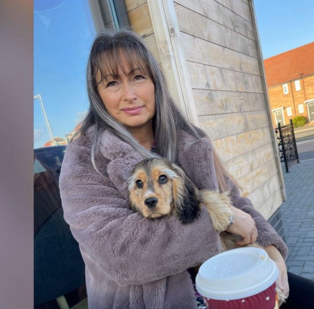 Martha Cocker, Hollywood Actress & Sock Thief tweet media