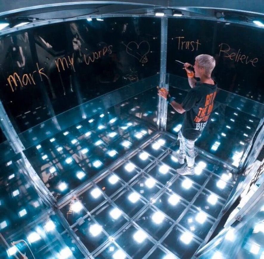 yukonsbieb's tweet photo. it’s been 10 years since the purpose tour??? https://t.co/c0Z3Zp6Lhp