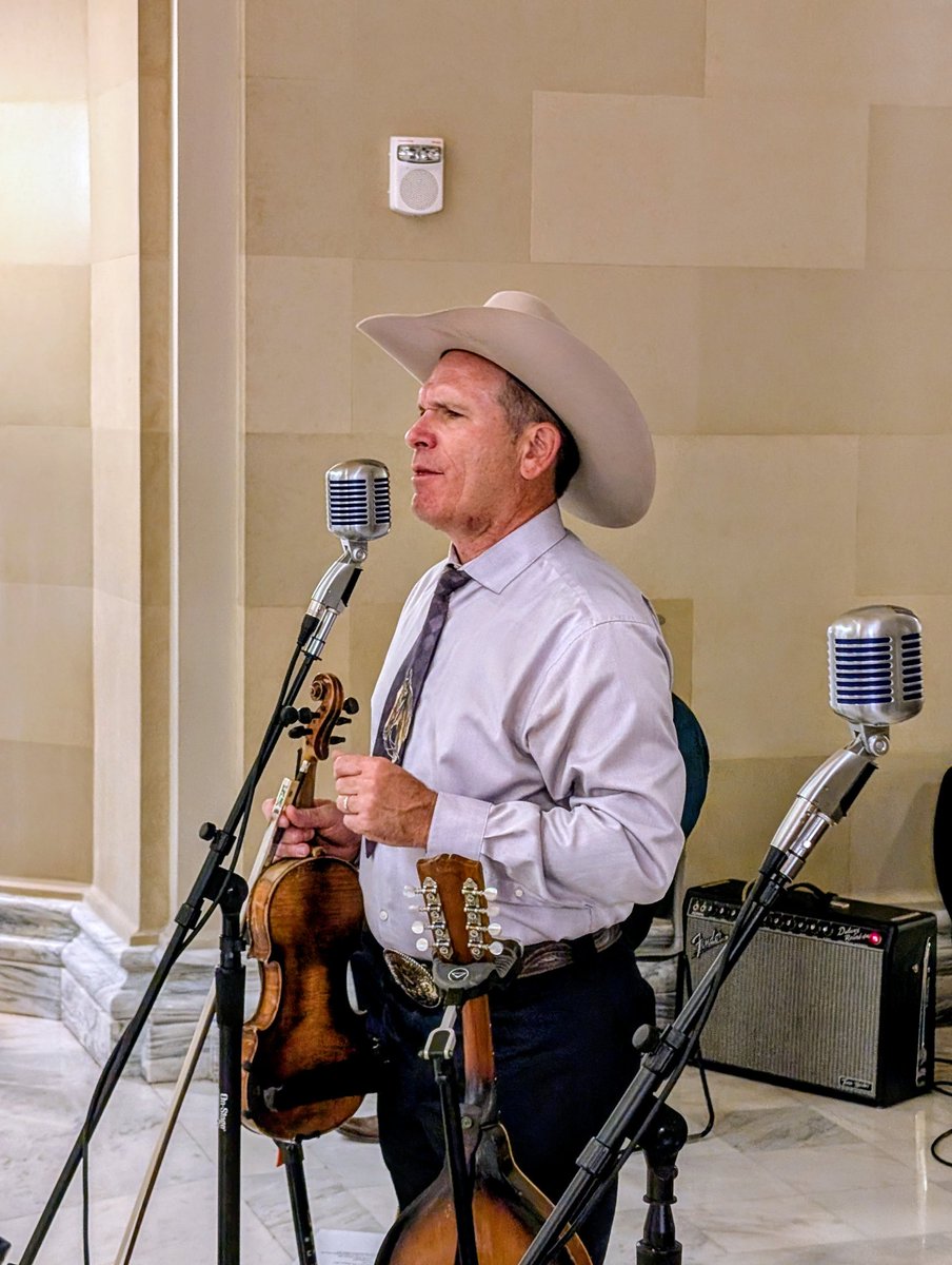 Trait Thompson tweet media