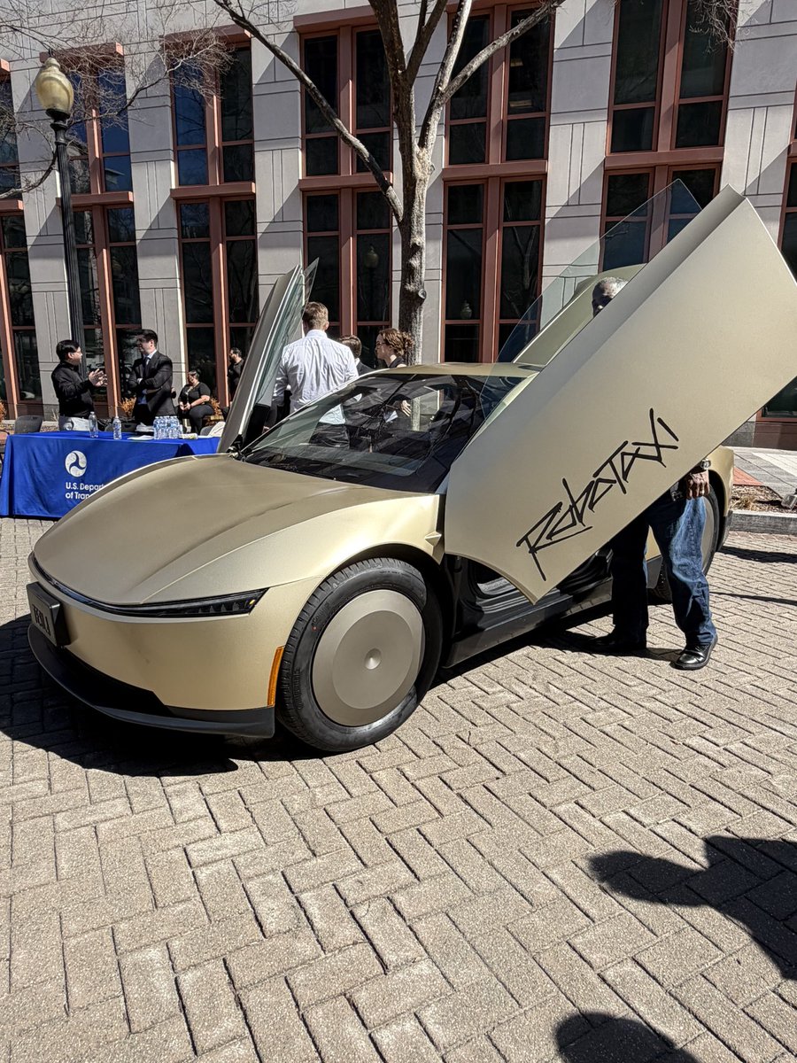 Sawyer Merritt tweet media