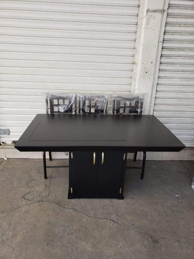 mueblespaty's tweet image. Descubre el Comedor Lucy para 6 personas en elegante color chocolate oscuro. Con diseño MDF, 6 sillas Oxford y envío gratis en CDMX y Estado de México. ¡No te lo pierdas por solo $7,500! #comedores #mesas #sillas 👉 shortlink.store/xpxoksettmi8