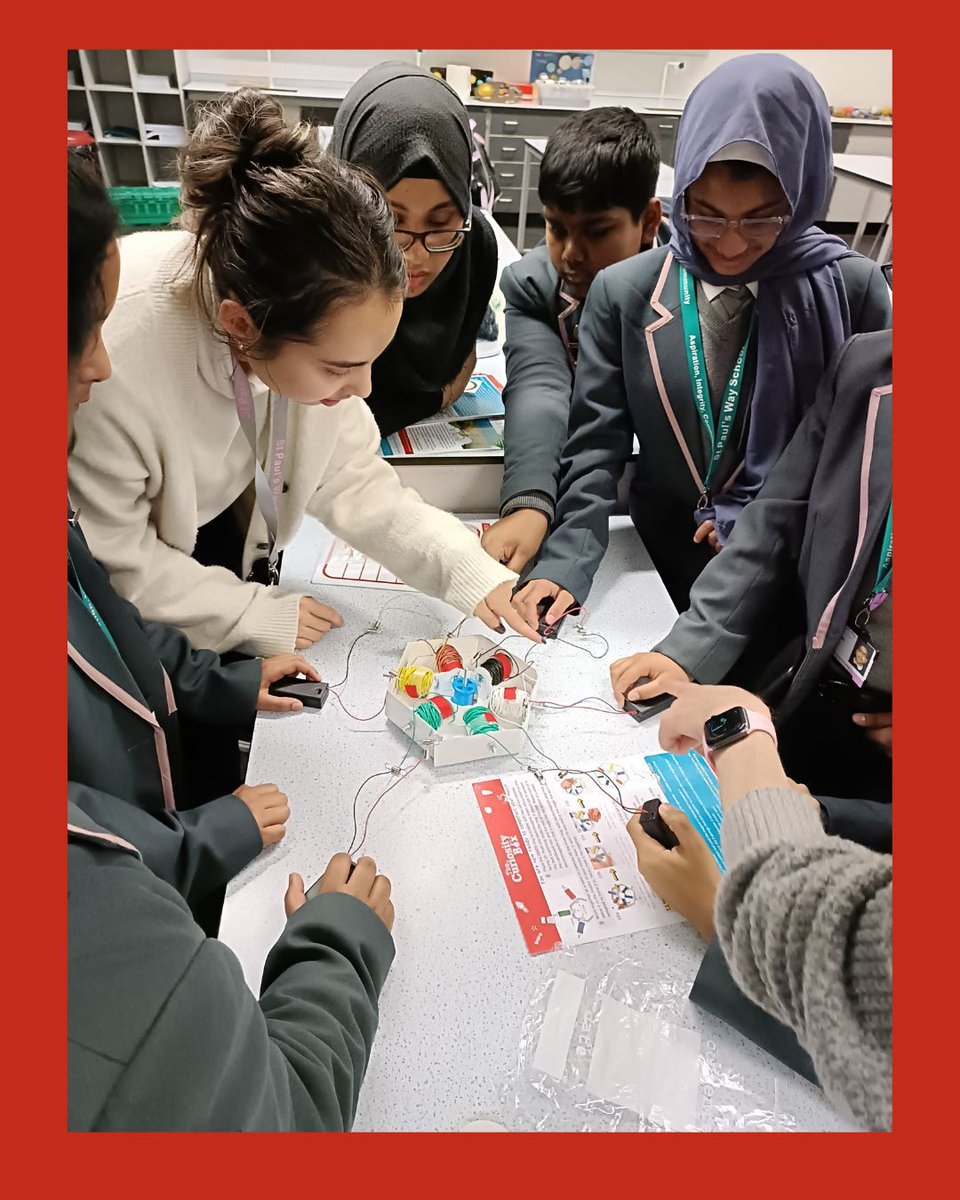 The Curiosity Box tweet media