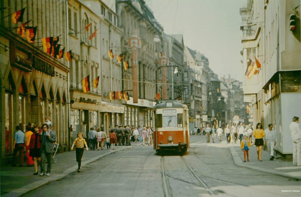 East German Visuals tweet media