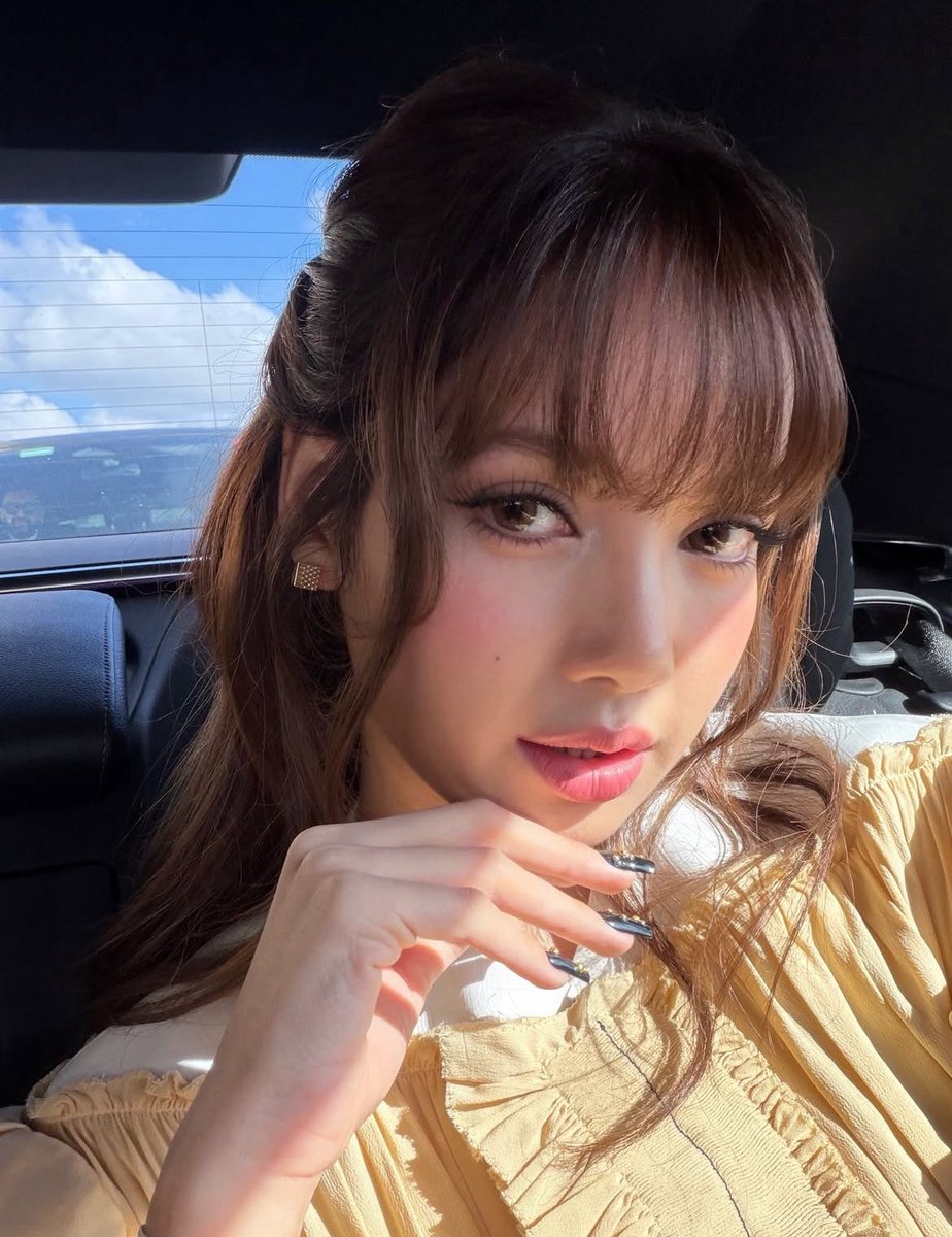 LALICE UPDATES tweet media