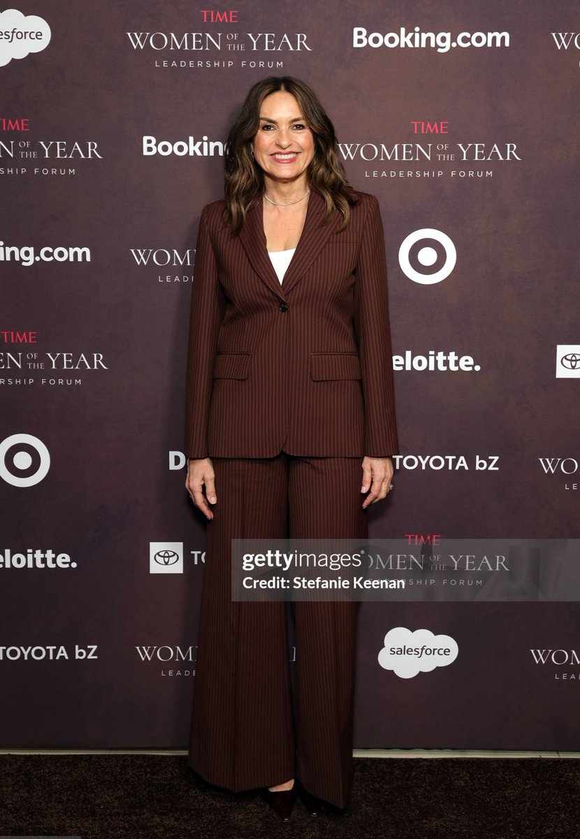 C .𖥔 ݁ tweet media