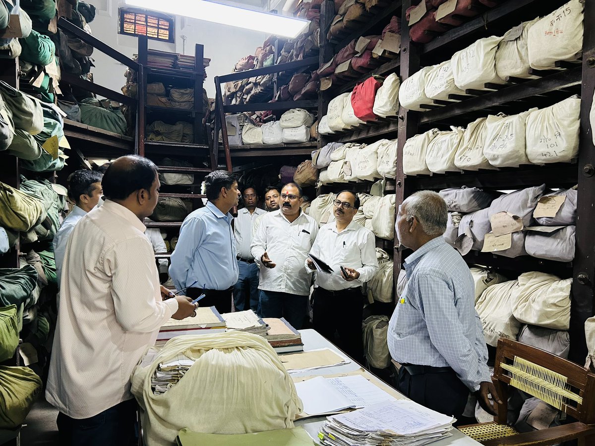 Commissioner Gorakhpur Division Gorakhpur tweet media