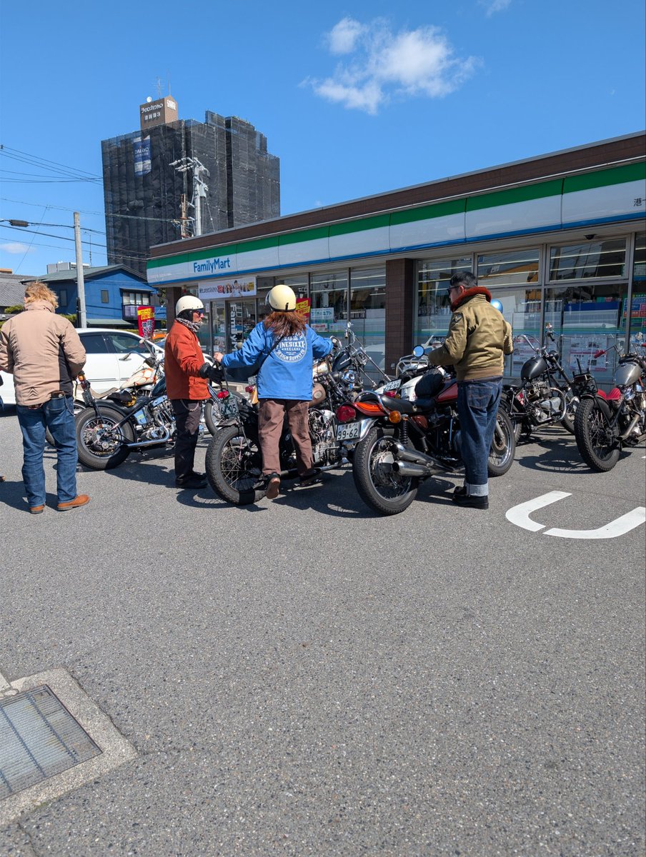 藤原拓海 tweet media