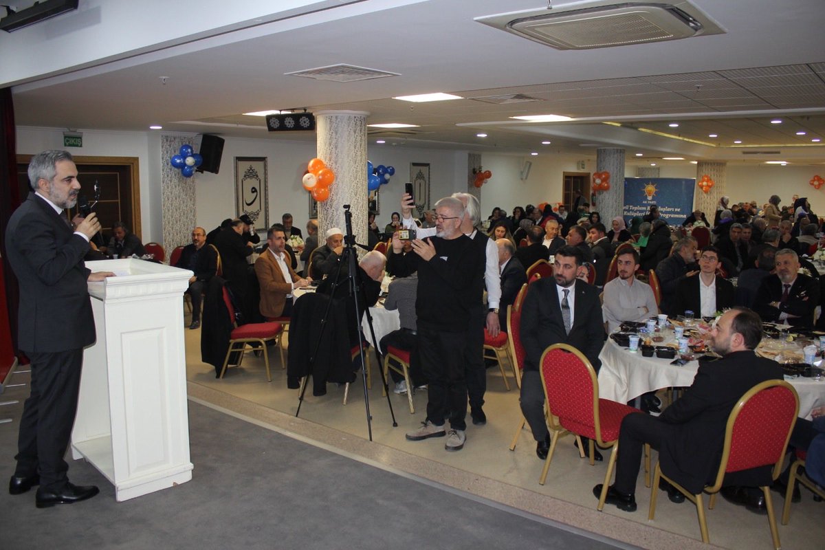 Gücümüz birliğimizden, istikametimiz milletimizden.
Aynı inançla, aynı hedefle yolumuza devam ediyoruz.
<a href="/burakcifci34/">Burak ÇİFCİ</a> 
<a href="/abdullahozdemir/">Abdullah Özdemir</a> 
<a href="/akpartiistanbul/">AK Parti İstanbul</a> 

#BirOlmakRuhumuzdaVar
#MilletimizleYolumuzBir