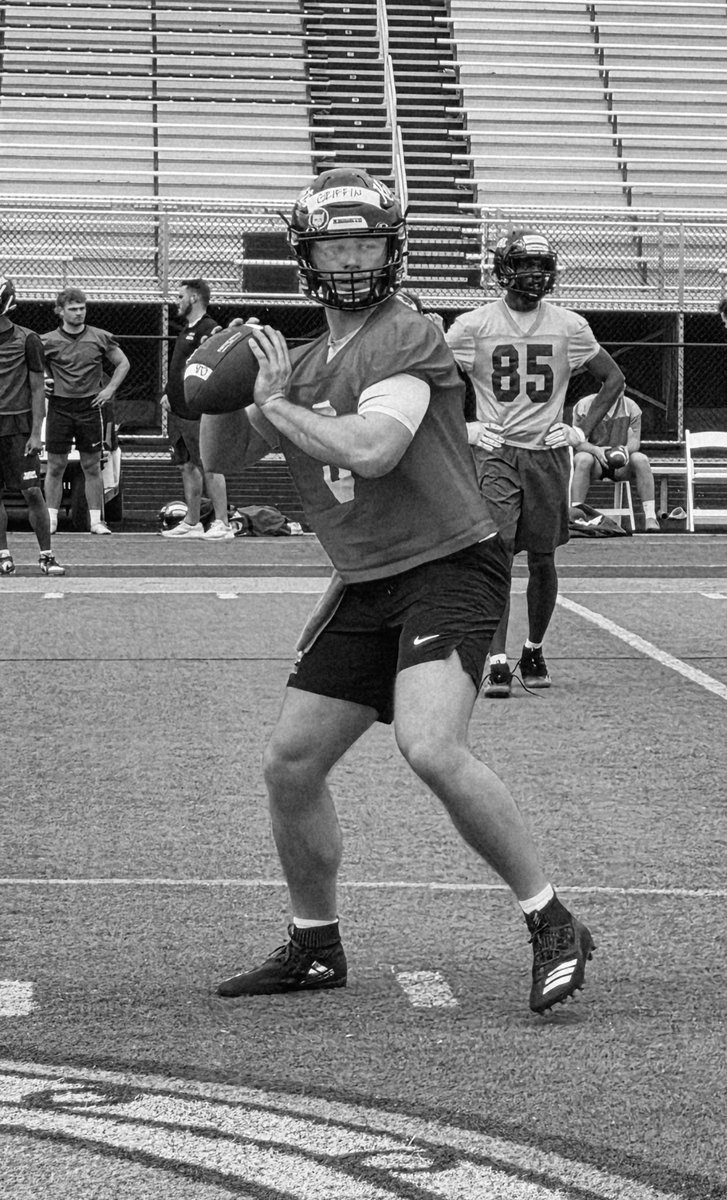 Marian Football tweet media