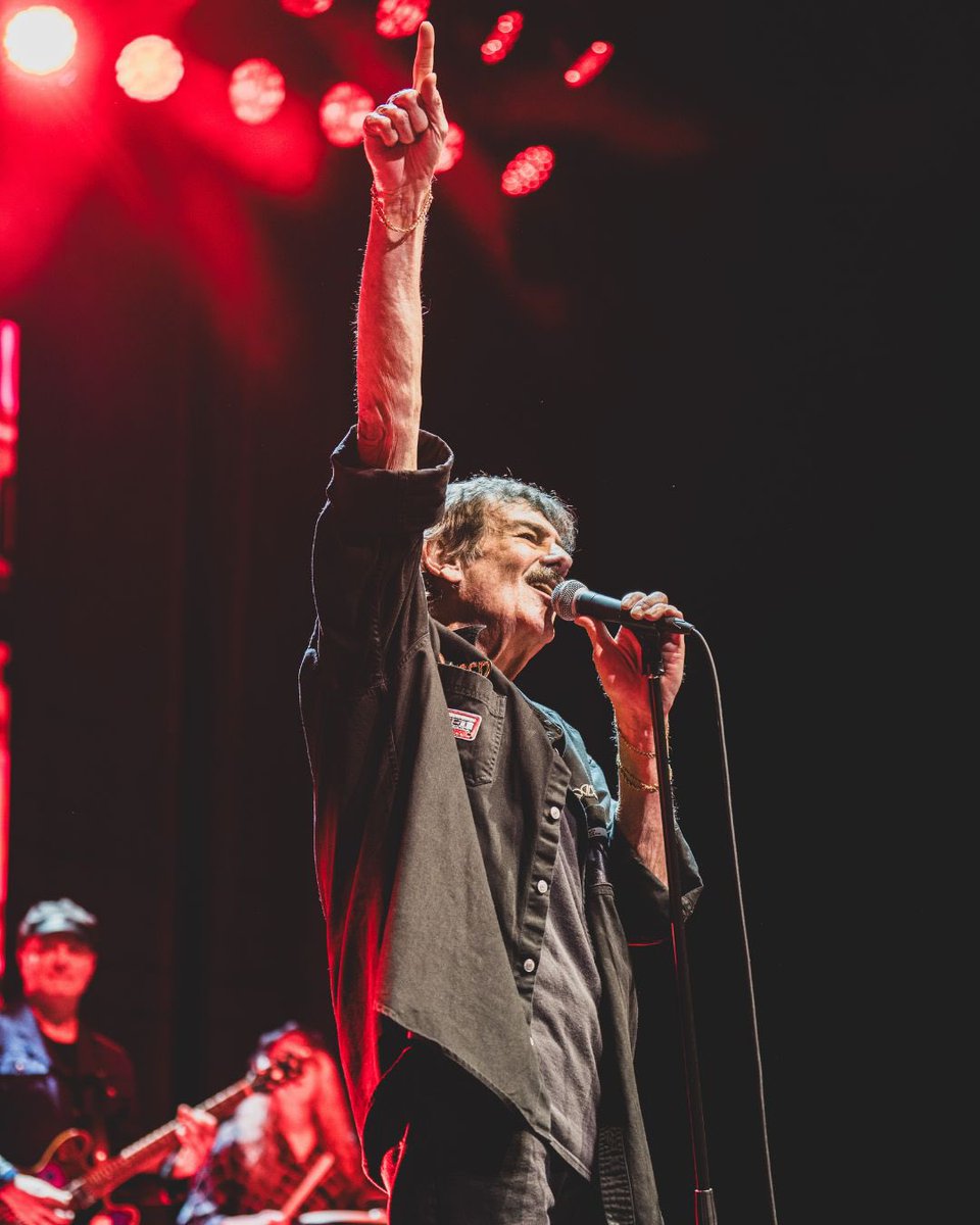 The Guess Who tweet media