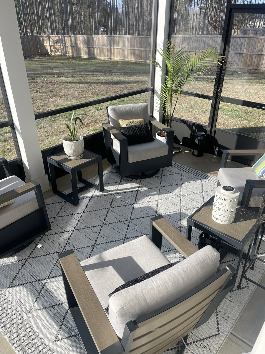 Larry Welnowski Jr. tweet media