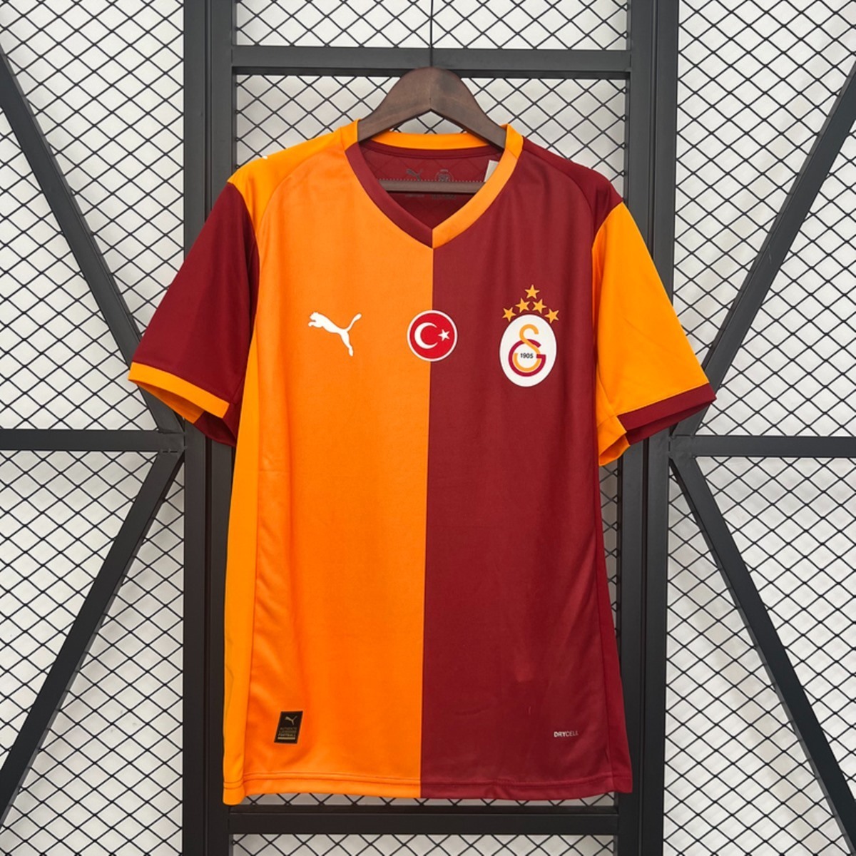jerseyhubBR's tweet photo. Camisa Galatasary home e away - 2025/26

- Qualidade e garantia 
- Do P ao 4GG

Observação: Salvar e enviar a foto da camisa desejada no privado do vendedor

https://t.co/AyScKRG2lu

#UCL https://t.co/nLNMqIk5bX